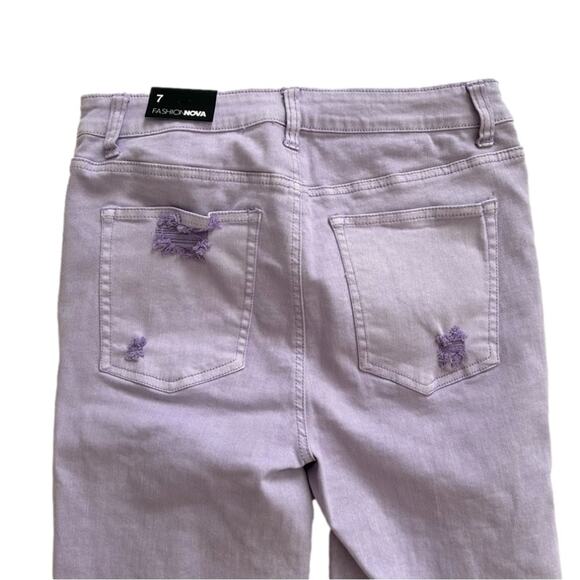 Fashion Nova Lilac Purple Mystery Girl Distressed Bermuda Jean Shorts Size 7 NEW - Picture 8 of 12